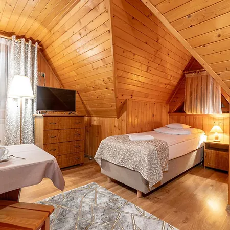 Bed & Breakfast I Teklarz &