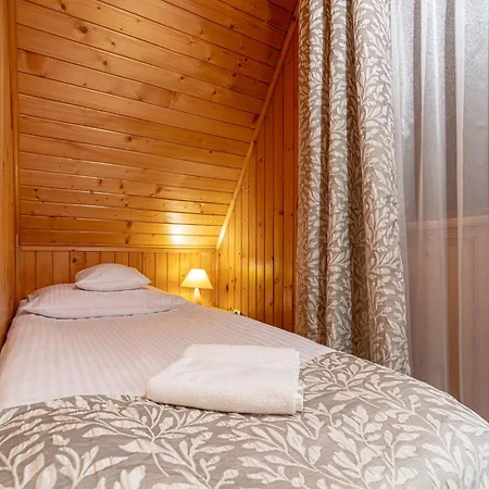 I Teklarz & فندق مبيت وإفطار 3*