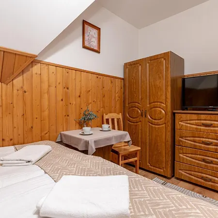 Bed & Breakfast I Teklarz & *