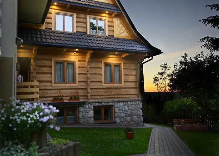 לינה וארוחת בוקר I Teklarz & מורזאסיחלה